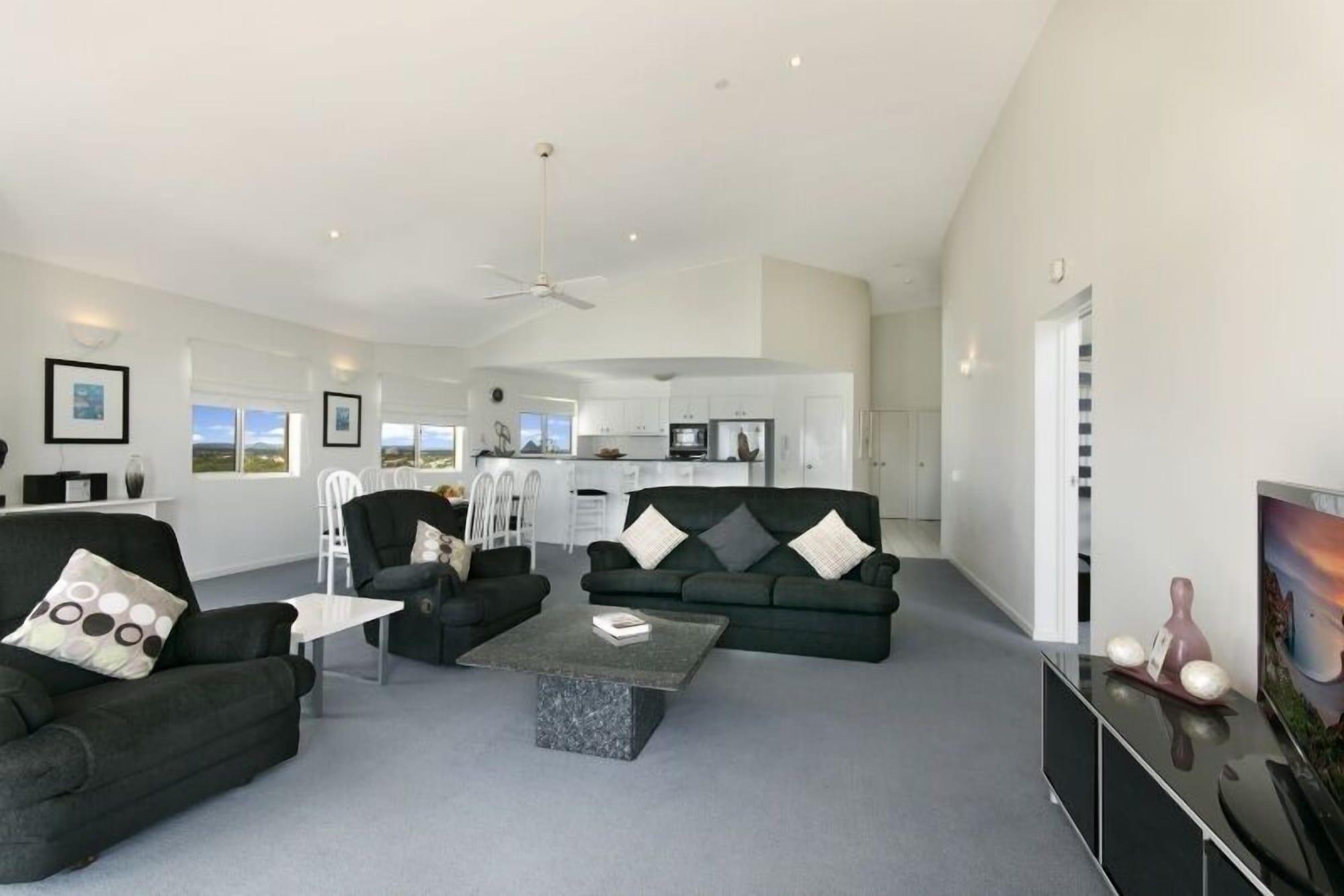 Riviere on Golden Beach Caloundra Exterior foto